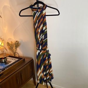 Striped collared dress with waist tie